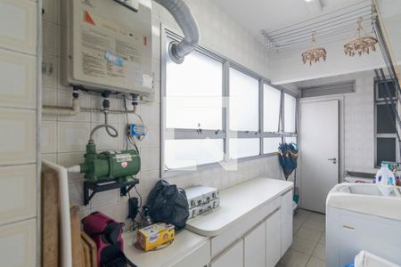 Apartamento à venda com 160m², 4 quartos e 2 vagas Apartamento à venda com 160m², 4 quartos e 2 vagasÁrea de Serviço