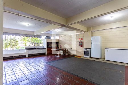 Apartamento à venda com 160m², 4 quartos e 2 vagas Apartamento à venda com 160m², 4 quartos e 2 vagasSalão de Churrasqueira