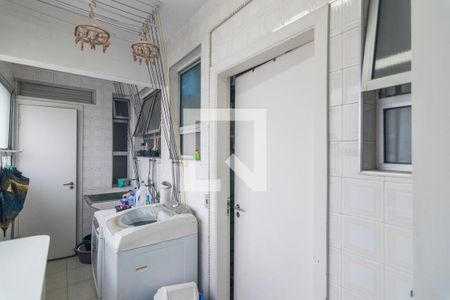 Apartamento à venda com 160m², 4 quartos e 2 vagas Apartamento à venda com 160m², 4 quartos e 2 vagasÁrea de Serviço