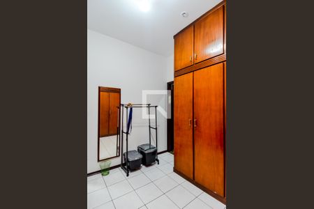 Casa à venda com 255m², 3 quartos e 4 vagasCloset da Suíte 1