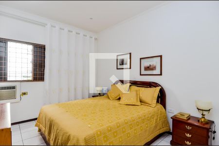 Casa à venda com 255m², 3 quartos e 4 vagasSuíte 1