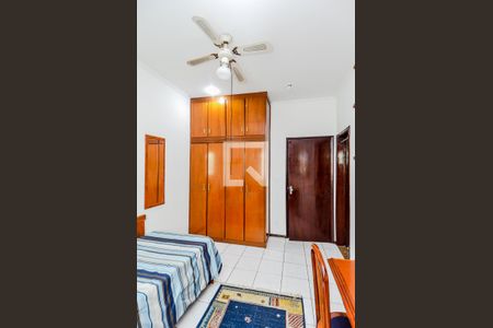 Casa à venda com 255m², 3 quartos e 4 vagasSuíte 2