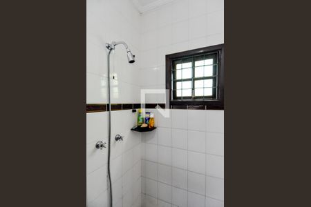 Casa à venda com 255m², 3 quartos e 4 vagasBanheiro da Suíte 2