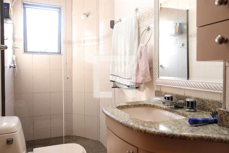 Apartamento à venda com 180m², 3 quartos e 2 vagasSuíte 2 banheiro 