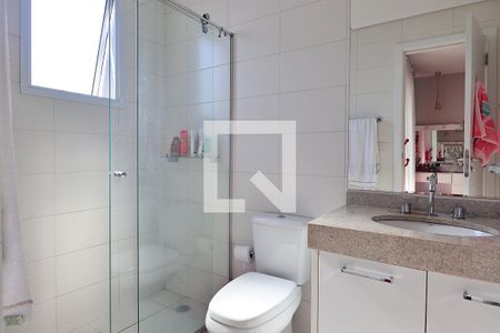 Apartamento à venda com 227m², 4 quartos e 4 vagasBanheiro da Suíte 2