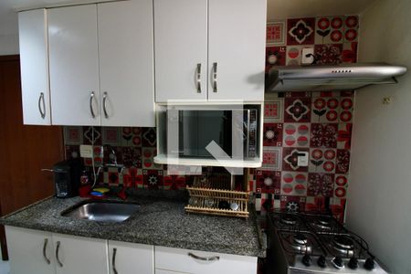 Apartamento à venda com 107m², 3 quartos e 2 vagas Apartamento à venda com 107m², 3 quartos e 2 vagasCozinha