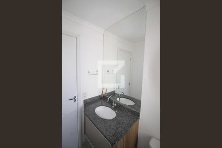 Apartamento à venda com 73m², 2 quartos e 2 vagasBanheiro da Suíte