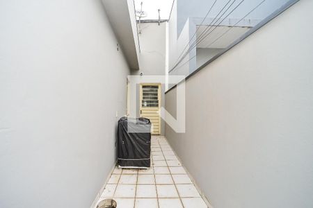 Casa à venda com 650m², 3 quartos e 4 vagas Casa à venda com 650m², 3 quartos e 4 vagasÁrea de Serviço