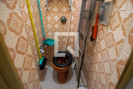 Apartamento à venda com 110m², 3 quartos e 1 vaga Apartamento à venda com 110m², 3 quartos e 1 vagaBanheiro de Serviço