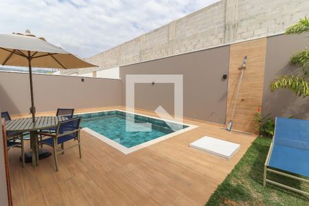 Casa de condomínio à venda com 262m², 3 quartos e 4 vagas Casa de condomínio à venda com 262m², 3 quartos e 4 vagasVista da Suíte 1