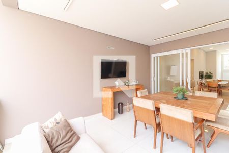 Casa de condomínio à venda com 262m², 3 quartos e 4 vagas Casa de condomínio à venda com 262m², 3 quartos e 4 vagasÁrea gourmet