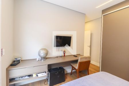 Casa de condomínio à venda com 262m², 3 quartos e 4 vagas Casa de condomínio à venda com 262m², 3 quartos e 4 vagasSuíte 3