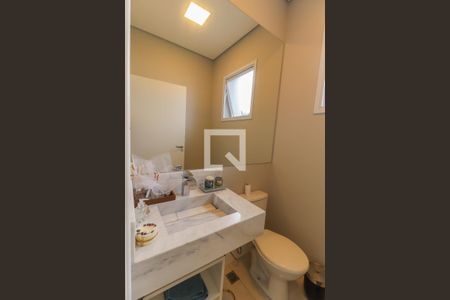 Casa de condomínio à venda com 262m², 3 quartos e 4 vagas Casa de condomínio à venda com 262m², 3 quartos e 4 vagasSuíte 3