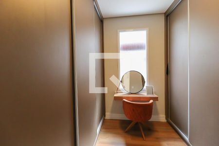 Casa de condomínio à venda com 262m², 3 quartos e 4 vagas Casa de condomínio à venda com 262m², 3 quartos e 4 vagasSuíte 1