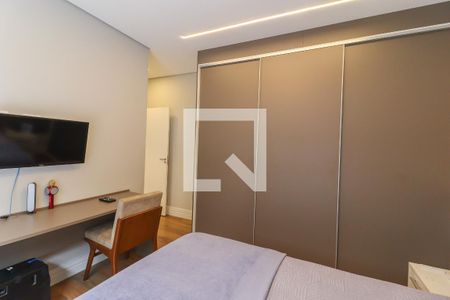 Casa de condomínio à venda com 262m², 3 quartos e 4 vagas Casa de condomínio à venda com 262m², 3 quartos e 4 vagasSuíte 3