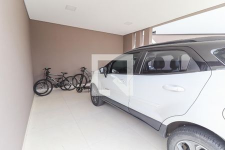 Casa de condomínio à venda com 262m², 3 quartos e 4 vagas Casa de condomínio à venda com 262m², 3 quartos e 4 vagasGaragem