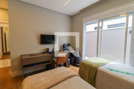 Casa de condomínio à venda com 262m², 3 quartos e 4 vagas Casa de condomínio à venda com 262m², 3 quartos e 4 vagasSuíte 2