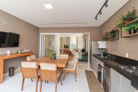 Casa de condomínio à venda com 262m², 3 quartos e 4 vagas Casa de condomínio à venda com 262m², 3 quartos e 4 vagasÁrea gourmet