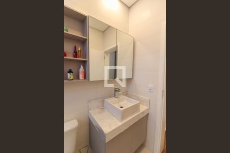 Casa de condomínio à venda com 262m², 3 quartos e 4 vagas Casa de condomínio à venda com 262m², 3 quartos e 4 vagasSuíte 3