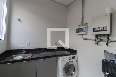 Casa de condomínio à venda com 262m², 3 quartos e 4 vagas Casa de condomínio à venda com 262m², 3 quartos e 4 vagasÁrea de Serviço