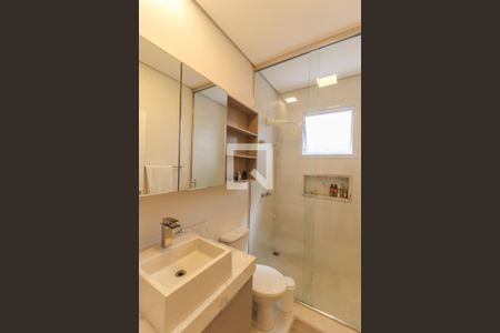 Casa de condomínio à venda com 262m², 3 quartos e 4 vagas Casa de condomínio à venda com 262m², 3 quartos e 4 vagasSuíte 2