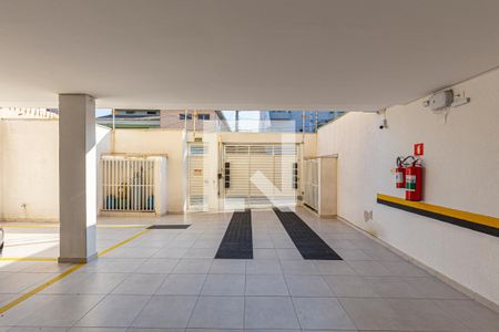 Apartamento à venda com 100m², 2 quartos e 1 vaga Apartamento à venda com 100m², 2 quartos e 1 vagaÁrea comum - Garagem