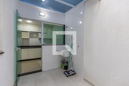 Apartamento à venda com 100m², 2 quartos e 1 vaga Apartamento à venda com 100m², 2 quartos e 1 vagaÁrea de Serviço