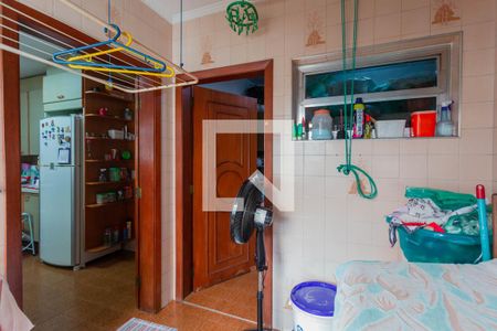 Casa à venda com 346m², 4 quartos e 4 vagas Casa à venda com 346m², 4 quartos e 4 vagasÁrea de Serviço