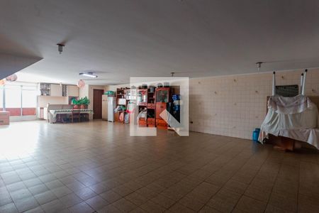 Casa à venda com 346m², 4 quartos e 4 vagas Casa à venda com 346m², 4 quartos e 4 vagasGaragem