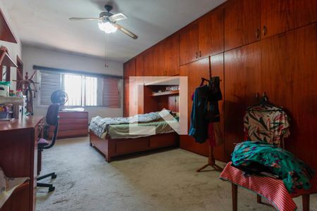 Casa à venda com 346m², 4 quartos e 4 vagas Casa à venda com 346m², 4 quartos e 4 vagasSuíte 1