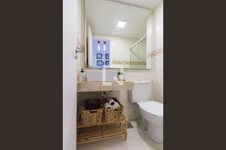 Apartamento à venda com 97m², 3 quartos e 2 vagasBanheiro Social