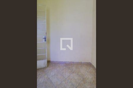 Quarto 1 de kitnet/studio para alugar com 2 quartos, 60m² em Cachoeirinha, Belo Horizonte