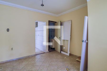 Sala de kitnet/studio para alugar com 2 quartos, 60m² em Cachoeirinha, Belo Horizonte