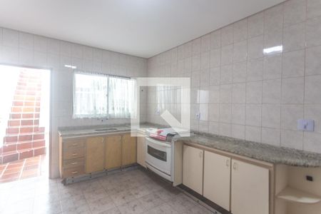 Casa à venda com 185m², 2 quartos e 2 vagas Casa à venda com 185m², 2 quartos e 2 vagasCozinha