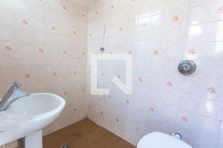 Casa à venda com 185m², 2 quartos e 2 vagas Casa à venda com 185m², 2 quartos e 2 vagasBanheiro de serviço