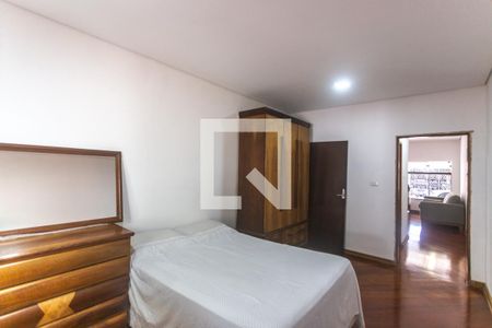 Casa à venda com 185m², 2 quartos e 2 vagas Casa à venda com 185m², 2 quartos e 2 vagasQuarto 2