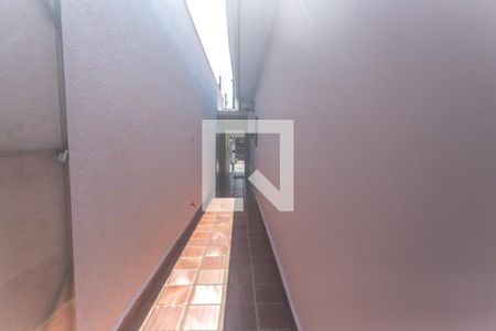 Casa à venda com 185m², 2 quartos e 2 vagas Casa à venda com 185m², 2 quartos e 2 vagasQuintal
