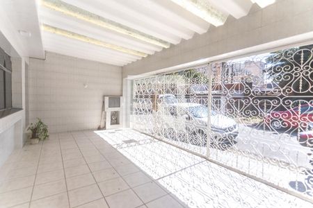 Casa à venda com 185m², 2 quartos e 2 vagas Casa à venda com 185m², 2 quartos e 2 vagasGaragem