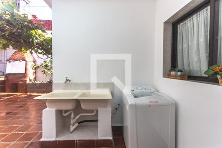 Casa à venda com 185m², 2 quartos e 2 vagas Casa à venda com 185m², 2 quartos e 2 vagasÁrea de serviço