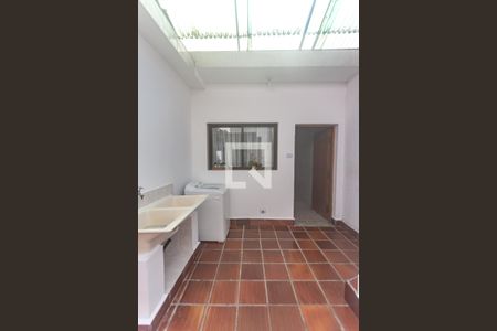 Casa à venda com 185m², 2 quartos e 2 vagas Casa à venda com 185m², 2 quartos e 2 vagasÁrea de serviço