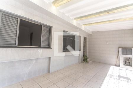 Casa à venda com 185m², 2 quartos e 2 vagas Casa à venda com 185m², 2 quartos e 2 vagasGaragem