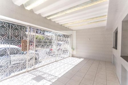 Casa à venda com 185m², 2 quartos e 2 vagas Casa à venda com 185m², 2 quartos e 2 vagasGaragem