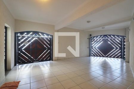 Casa à venda com 171m², 3 quartos e 3 vagasGaragem