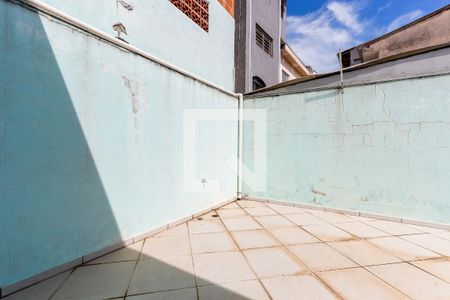 Casa à venda com 200m², 4 quartos e 8 vagas Casa à venda com 200m², 4 quartos e 8 vagasVaranda da Suíte 1