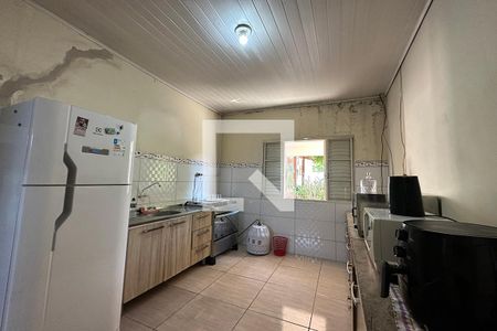 Casa à venda com 140m², 2 quartos e 2 vagasCozinha