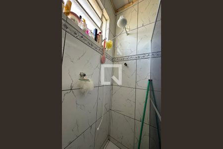 Casa à venda com 140m², 2 quartos e 2 vagasBanheiro