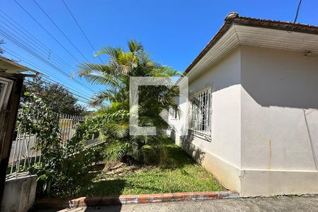 Casa à venda com 140m², 2 quartos e 2 vagasÁrea externa