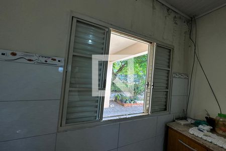 Casa à venda com 140m², 2 quartos e 2 vagasCozinha