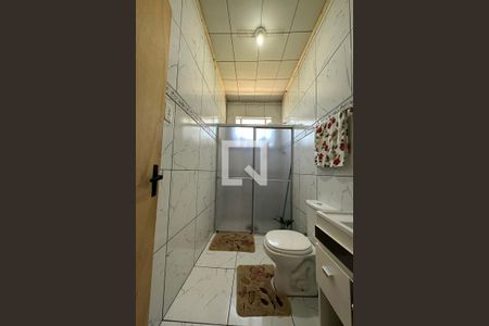 Casa à venda com 140m², 2 quartos e 2 vagasBanheiro