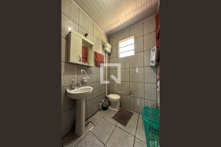 Casa à venda com 140m², 2 quartos e 2 vagasBanheiro